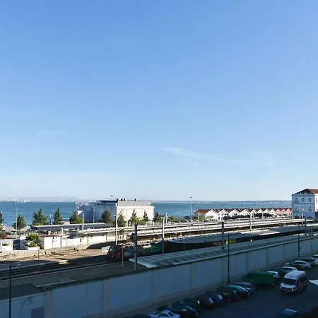 Daire Tejo Blue & Bright - Checkinhome Lisboa